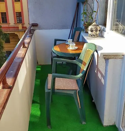 Nimia In The Heart Of Apartment